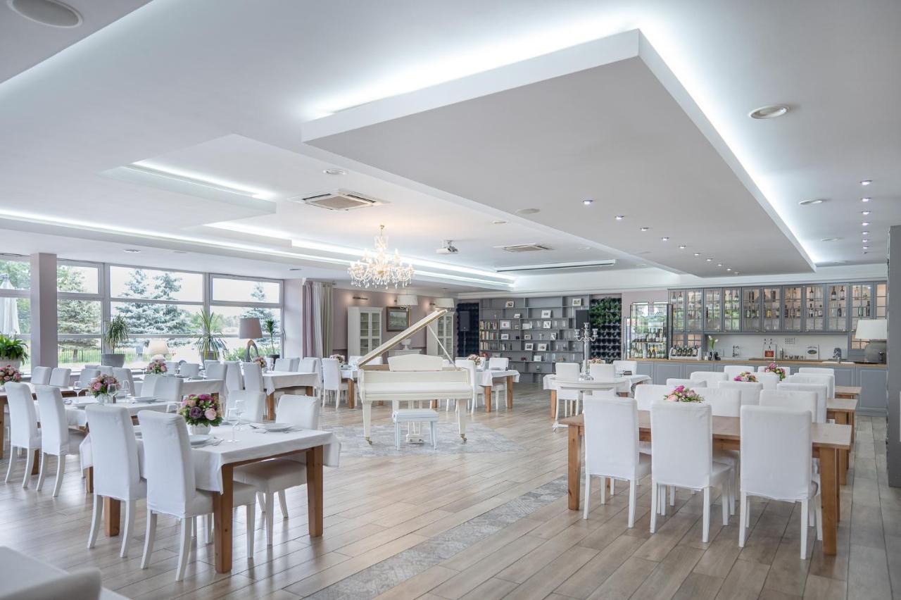 Hotel Europejski 나이사 외부 사진