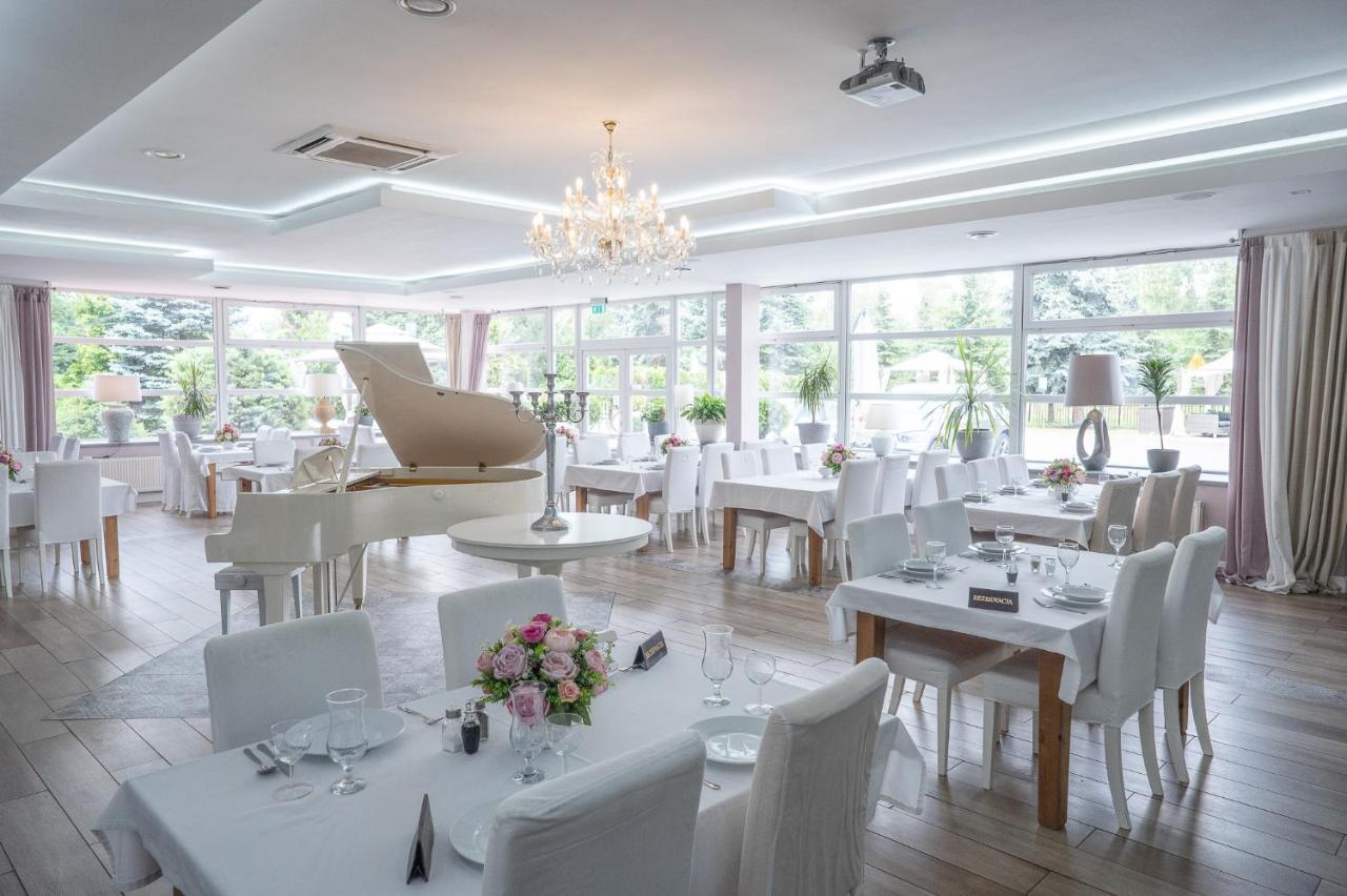 Hotel Europejski 나이사 외부 사진