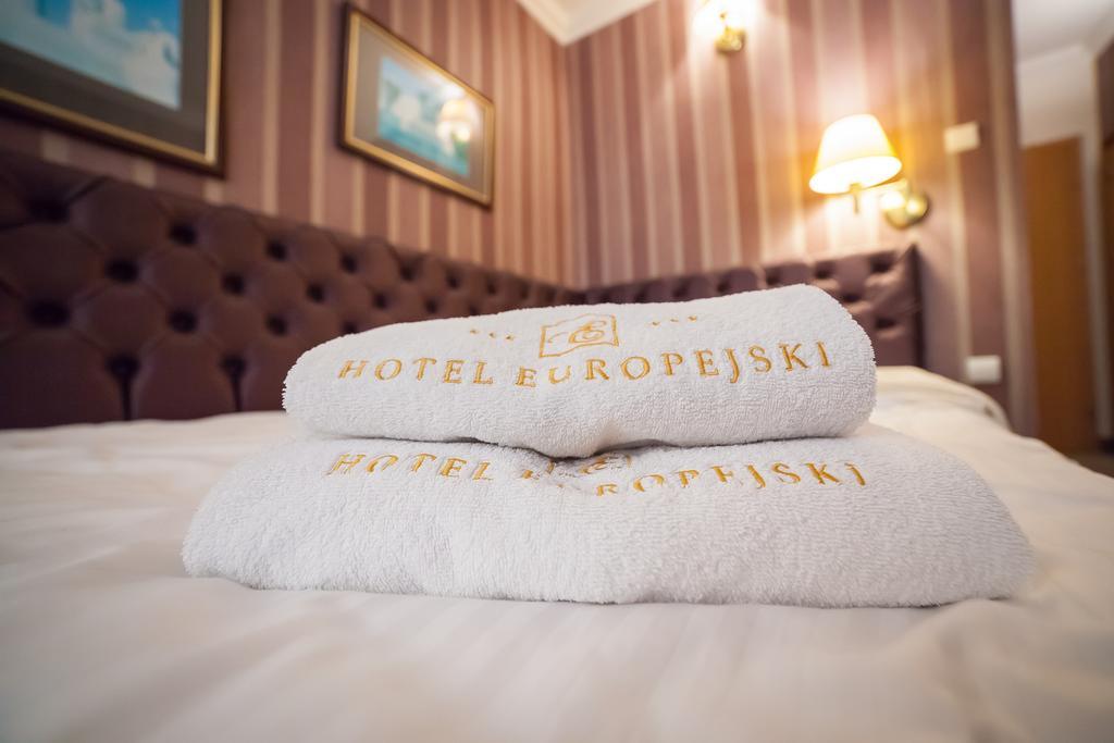 Hotel Europejski 나이사 객실 사진