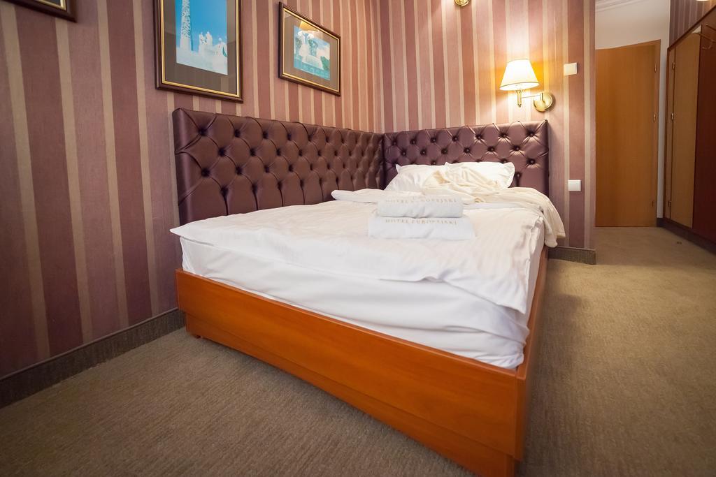 Hotel Europejski 나이사 객실 사진