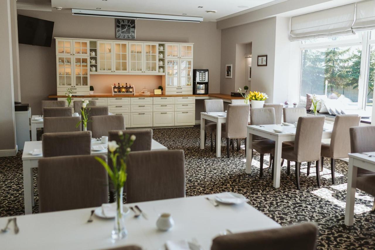 Hotel Europejski 나이사 외부 사진